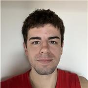 Profesor titulado en bachillerato y actualmente cursando 3o de Biología Ambiental. Nivel C1 de inglés.